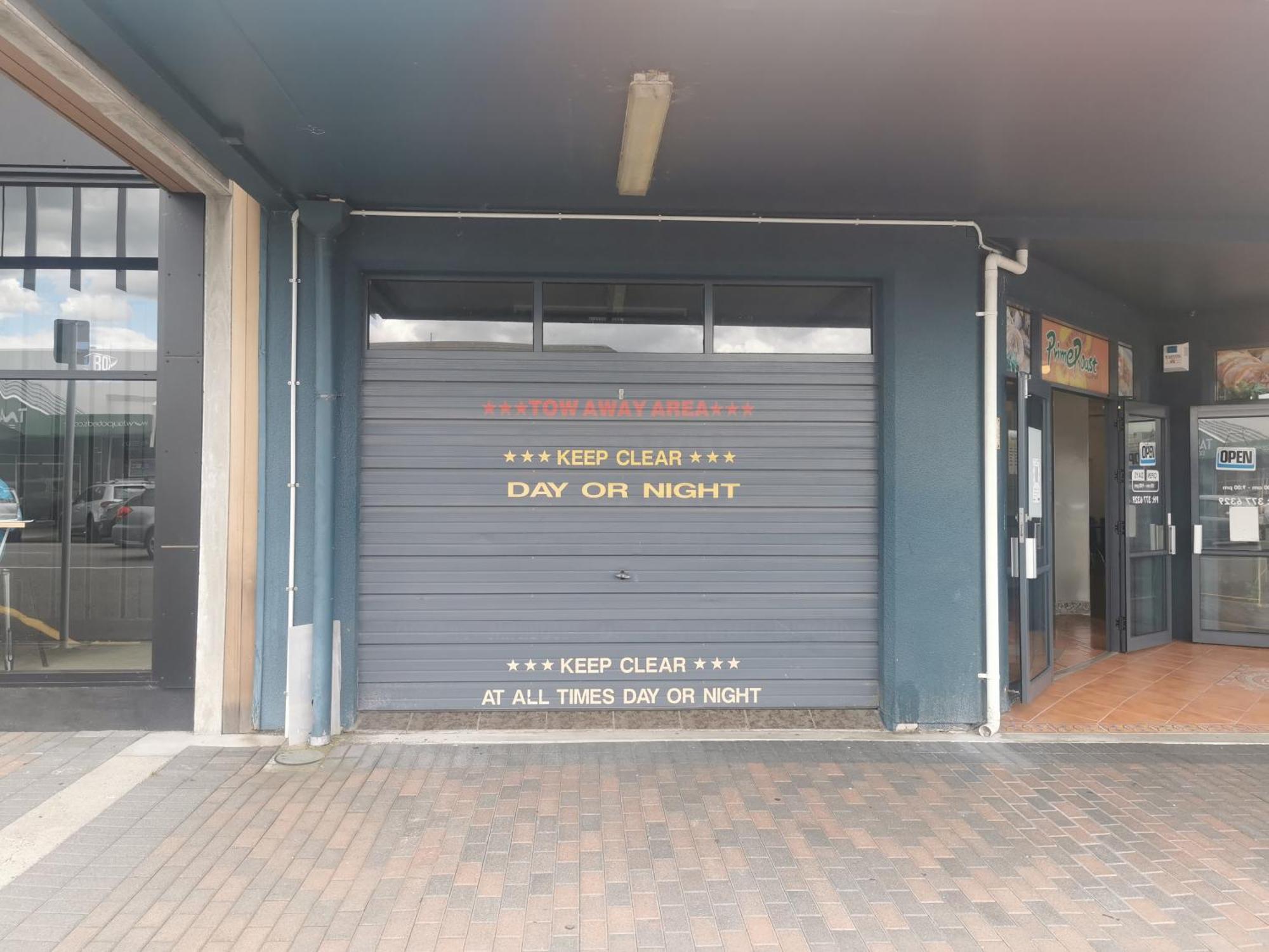 Large Luxury Apartment Located Right In Town Taupo Exterior photo